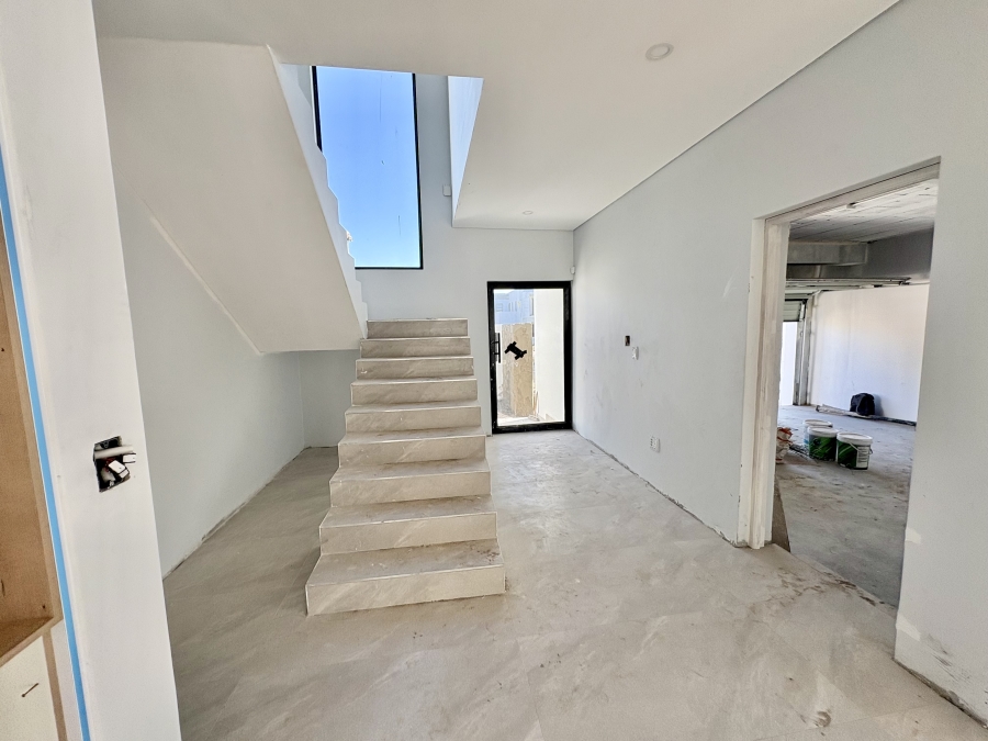 4 Bedroom Property for Sale in Sandown Western Cape
